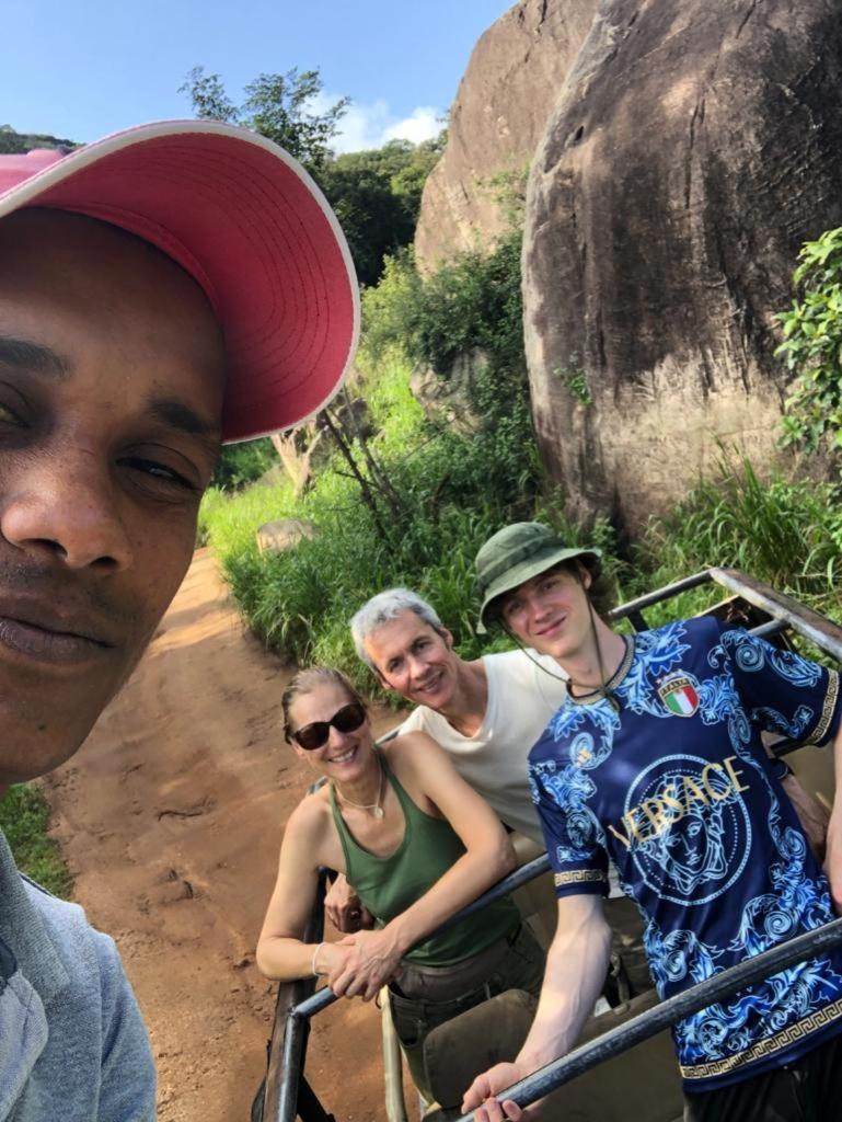 Elephant Safari Lodge Sigiriya Junction Habarana Ngoại thất bức ảnh