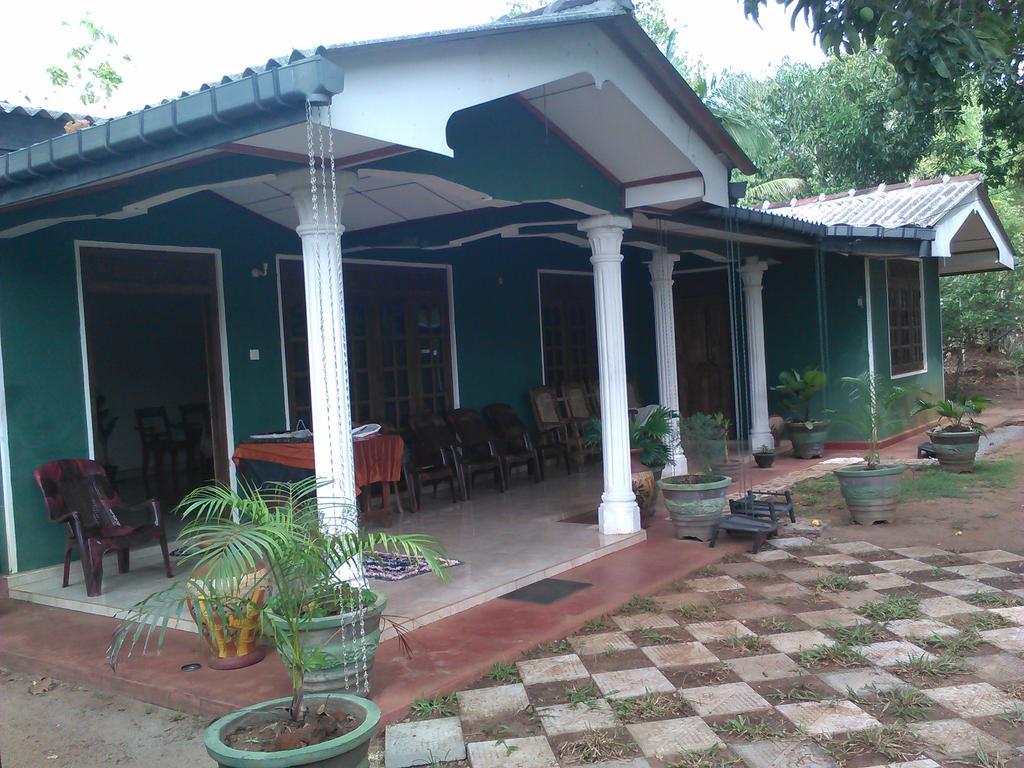 Elephant Safari Lodge Sigiriya Junction Habarana Ngoại thất bức ảnh