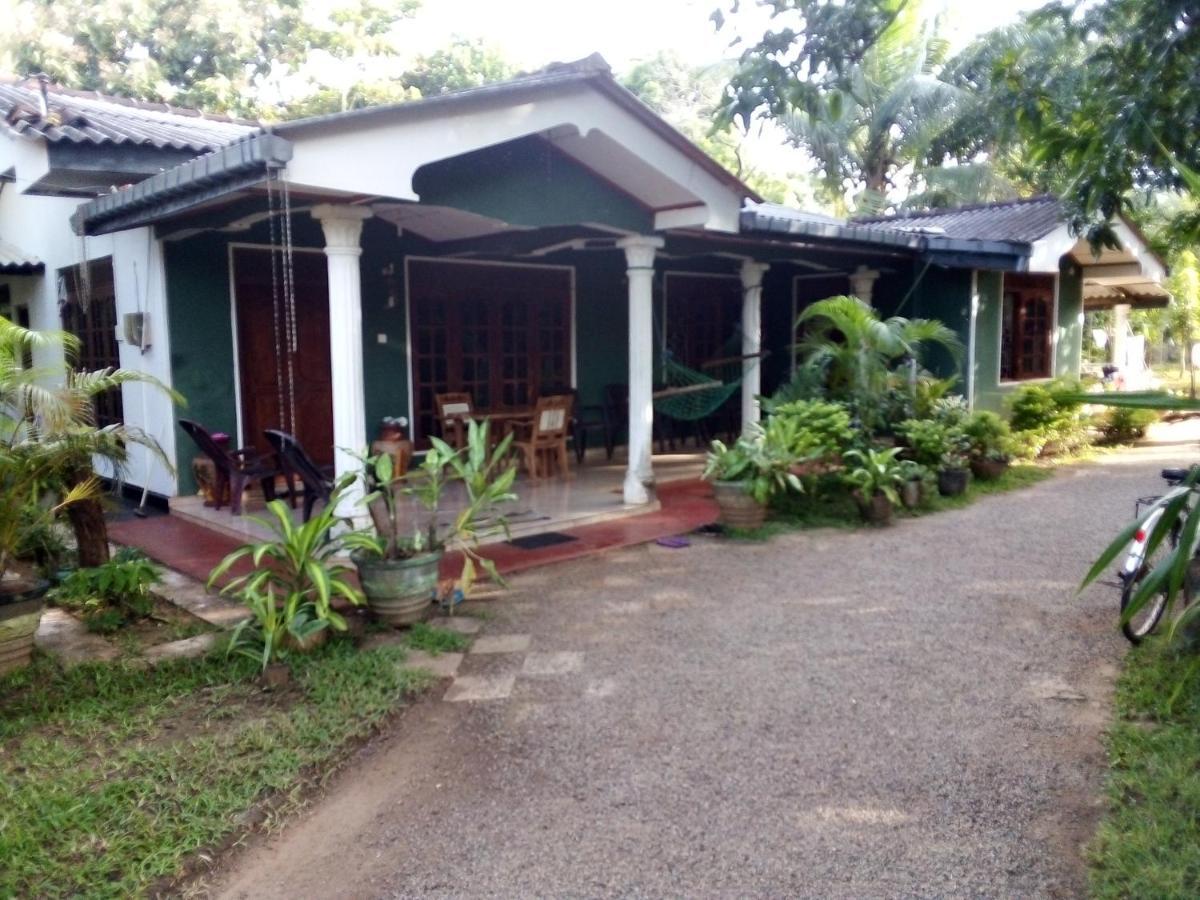 Elephant Safari Lodge Sigiriya Junction Habarana Ngoại thất bức ảnh